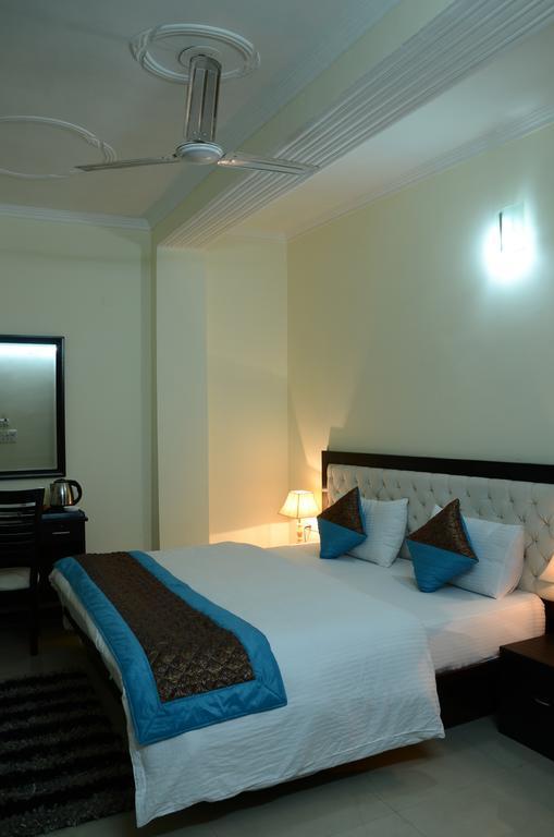 Hotel Global Radiance New Delhi Chambre photo